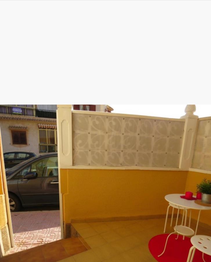 Bonito Apartamento De Dos Habitacion Y Piscina تورّيفيِخا المظهر الخارجي الصورة